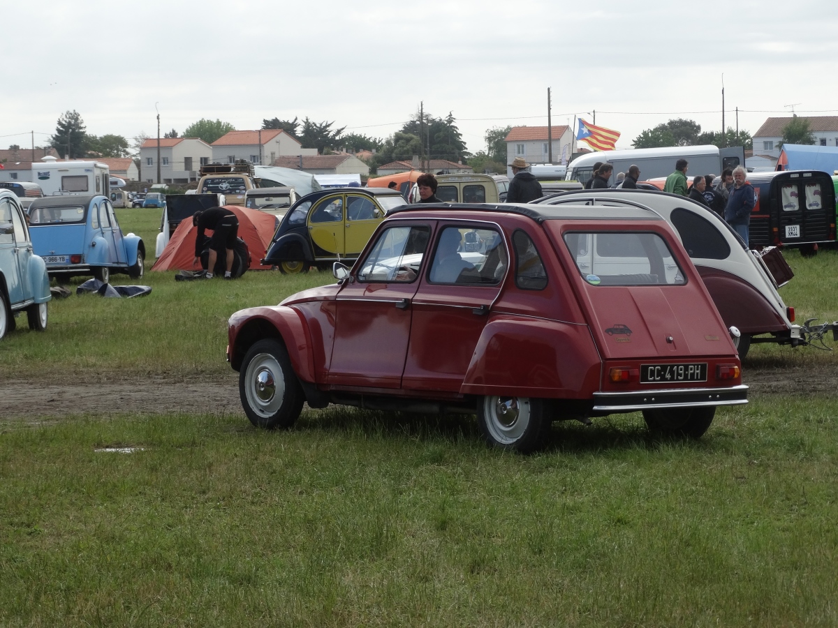 rencontre mondiale des amis de la 2cv 2012